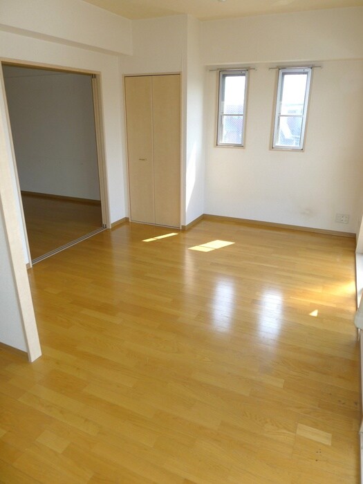 物件内観写真11　(居室)