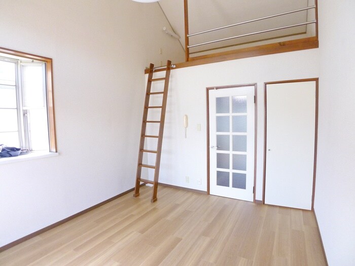 物件内観写真8　(居室)