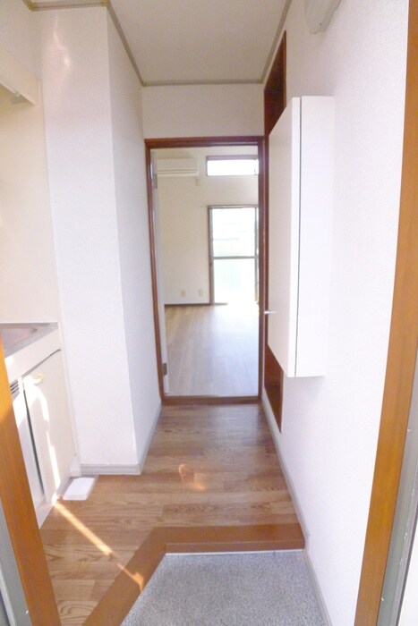 物件内観写真22　(玄関)