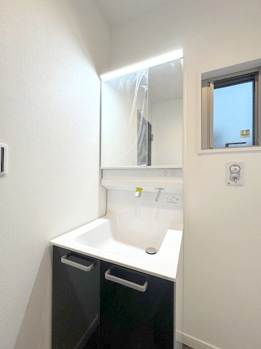 物件内観写真12　(洗面)