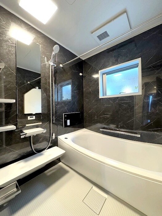 物件内観写真13　(バス／シャワールーム等)