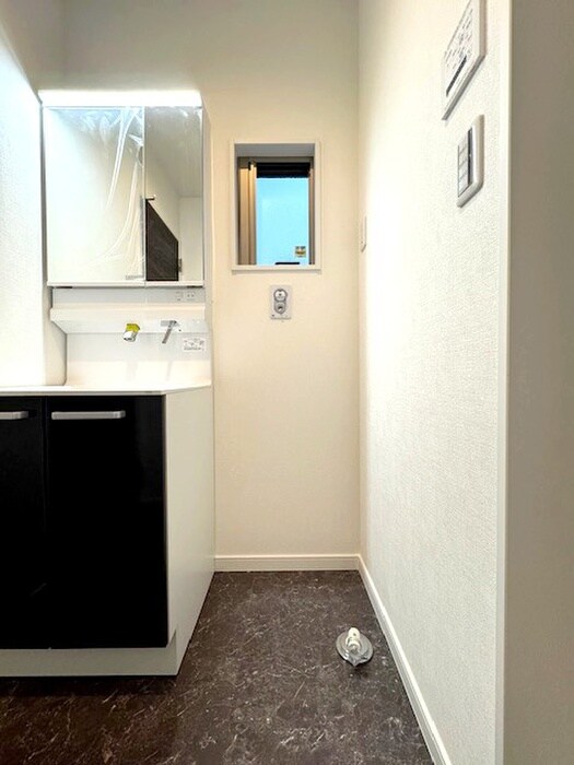 物件内観写真20　(洗濯機置場)