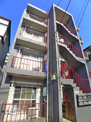 小仲台マンション外観写真