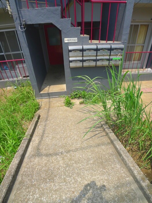 物件外観写真3　(エントランス部分)