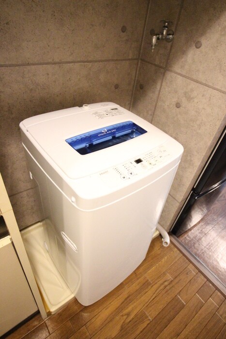 物件内観写真7　(洗濯機置場)