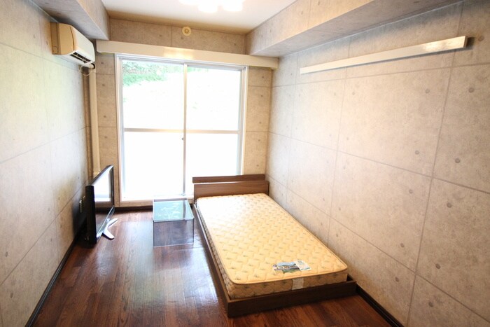 物件内観写真11　(居室)