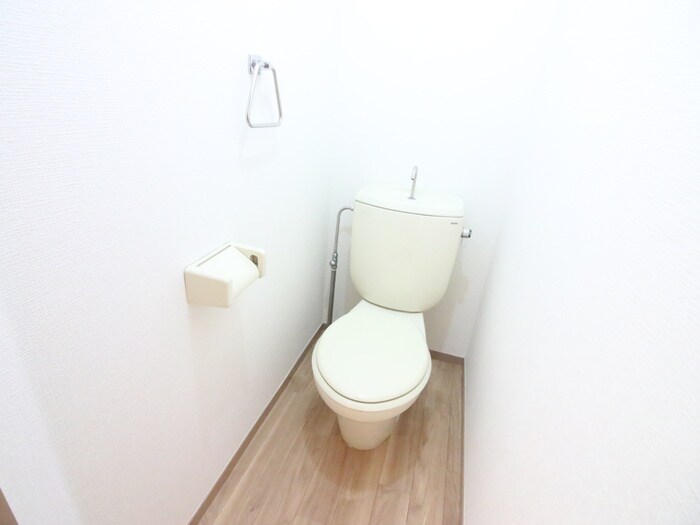 物件内観写真11　(トイレ)