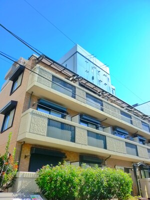 エメロ－ドマンション外観写真