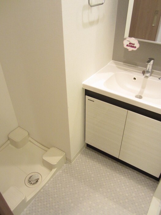 物件内観写真11　(洗面)