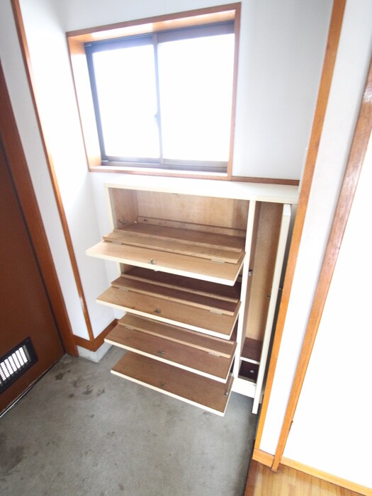 物件内観写真19　(靴箱)