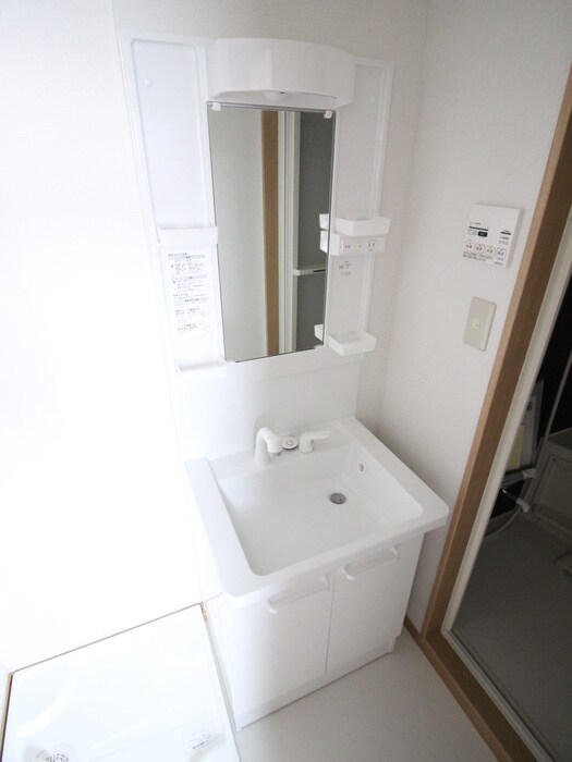 物件内観写真12　(洗面)