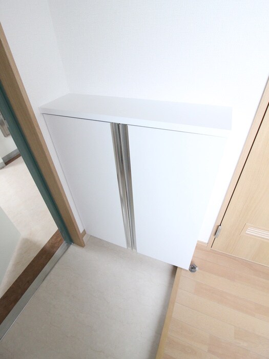 物件内観写真14　(靴箱)