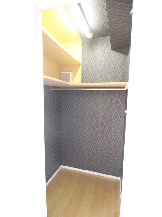 物件内観写真13　(収納)