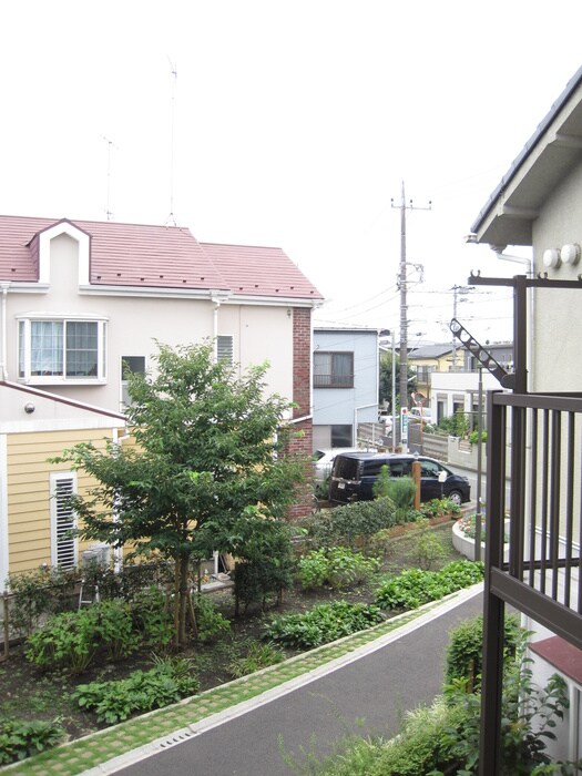 物件内観写真15　(室内からの展望)