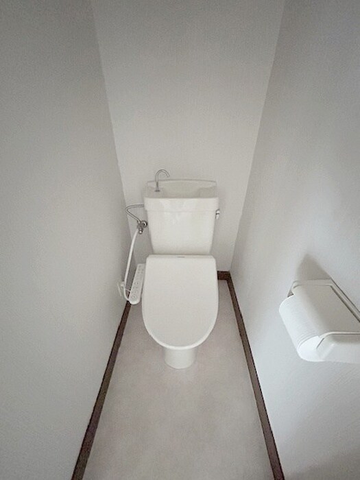 物件内観写真13　(トイレ)