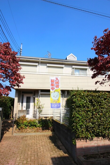 物件外観写真2　(駐車場)