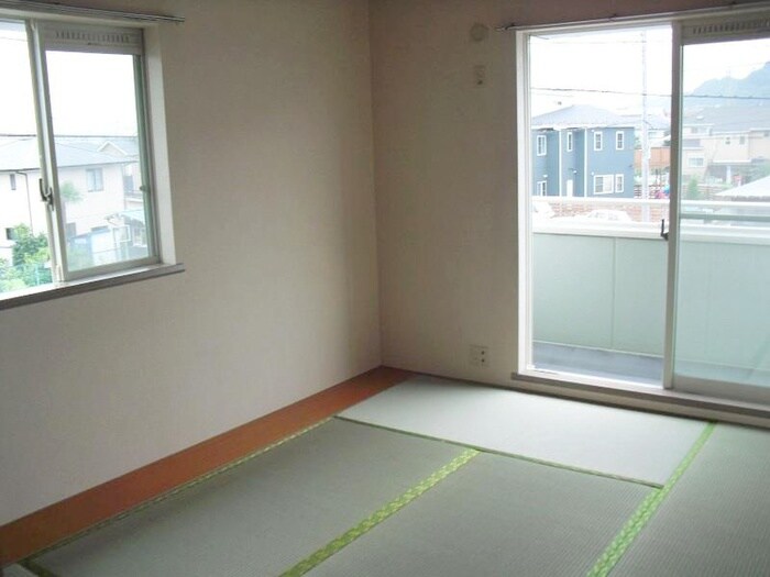 物件内観写真12　(居室)