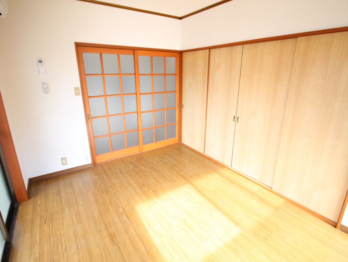 物件内観写真7　(居室)