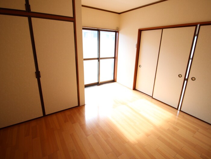 物件内観写真21　(居室)