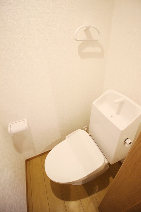 物件内観写真6　(トイレ)