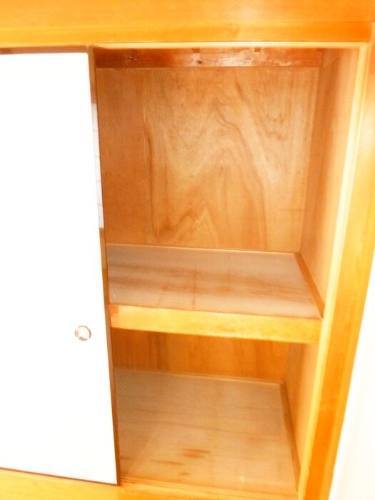 物件内観写真10　(収納)