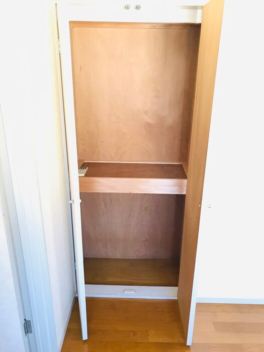 物件内観写真11　(収納)