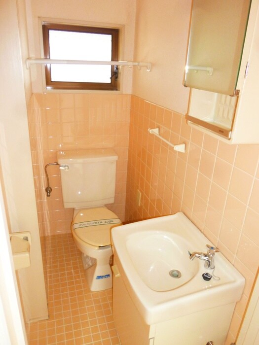 物件内観写真13　(トイレ)