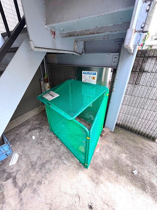 物件外観写真4　(建物設備)