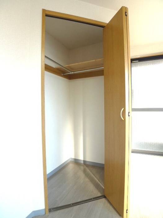物件内観写真10　(収納)