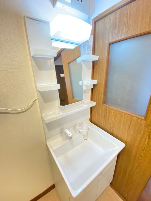 物件内観写真10　(洗面)