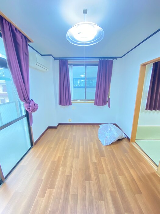 物件内観写真18　(居室)