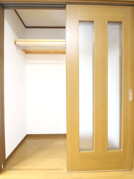 物件内観写真10　(収納)
