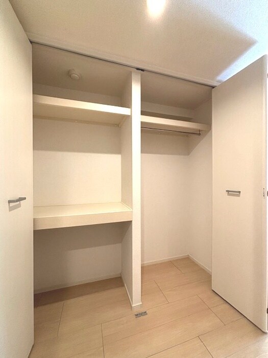 物件内観写真13　(収納)