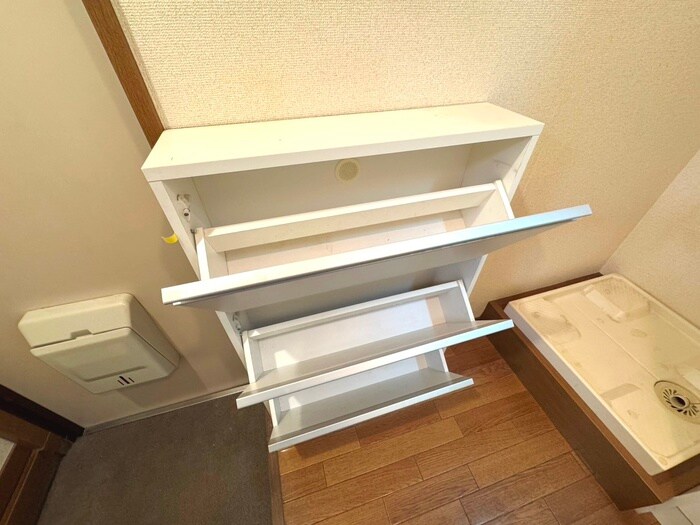 物件内観写真16　(靴箱)