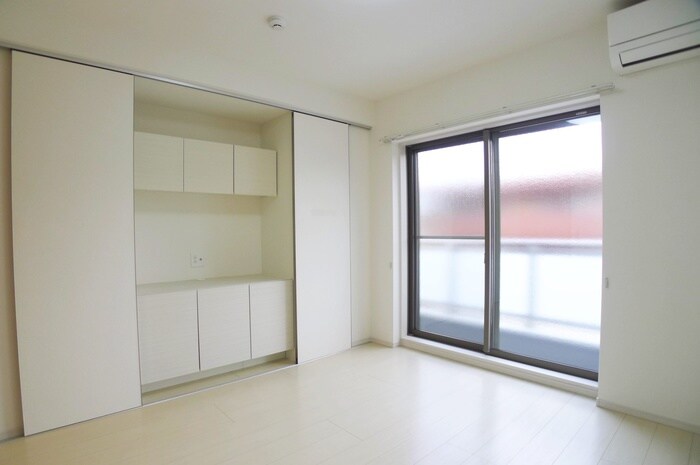 物件内観写真5　(居室)