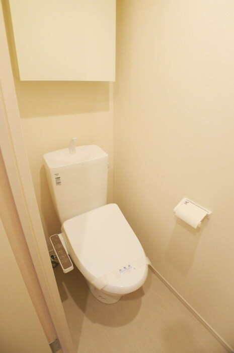 物件内観写真6　(トイレ)