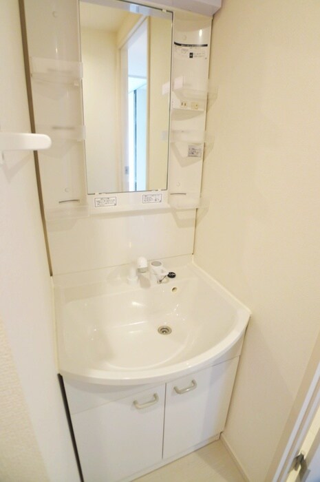 物件内観写真11　(洗面)