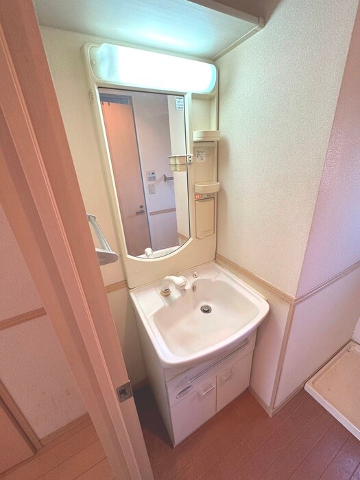 物件内観写真13　(洗面)