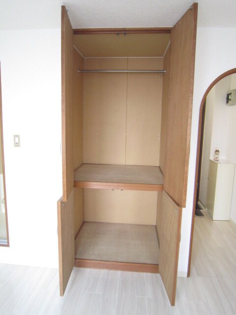物件内観写真11　(収納)