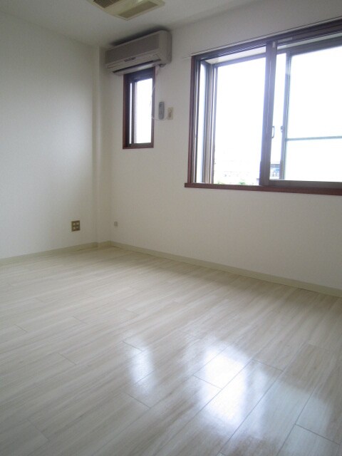 物件内観写真16　(居室)