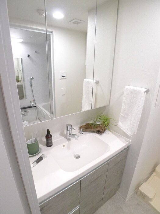 物件内観写真11　(洗面)