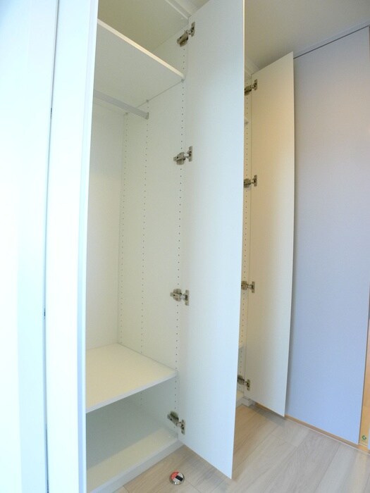 物件内観写真14　(収納)