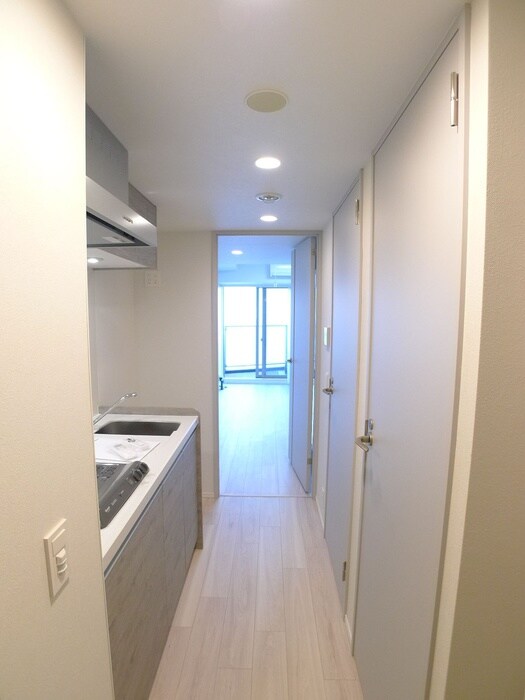 物件内観写真15　(廊下)