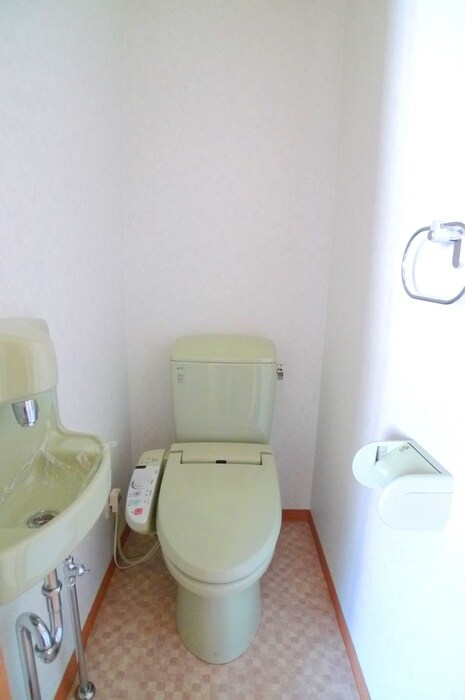 物件内観写真15　(トイレ)