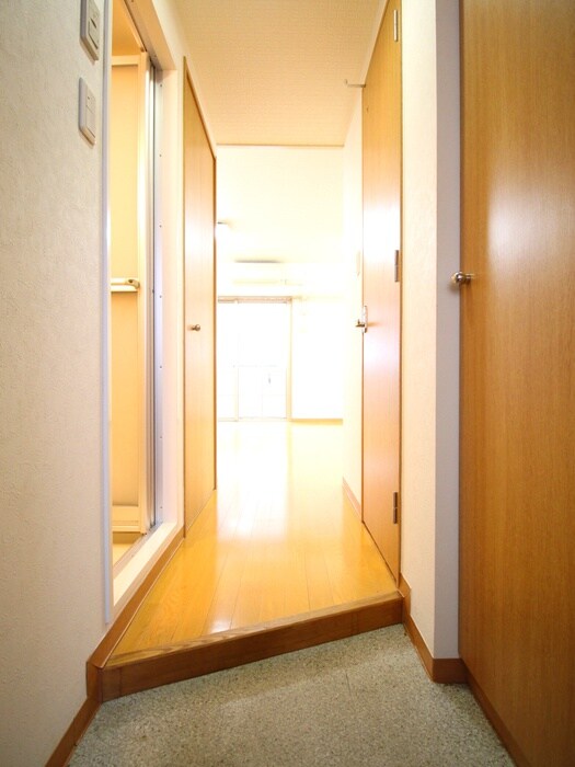 物件内観写真20　(玄関)