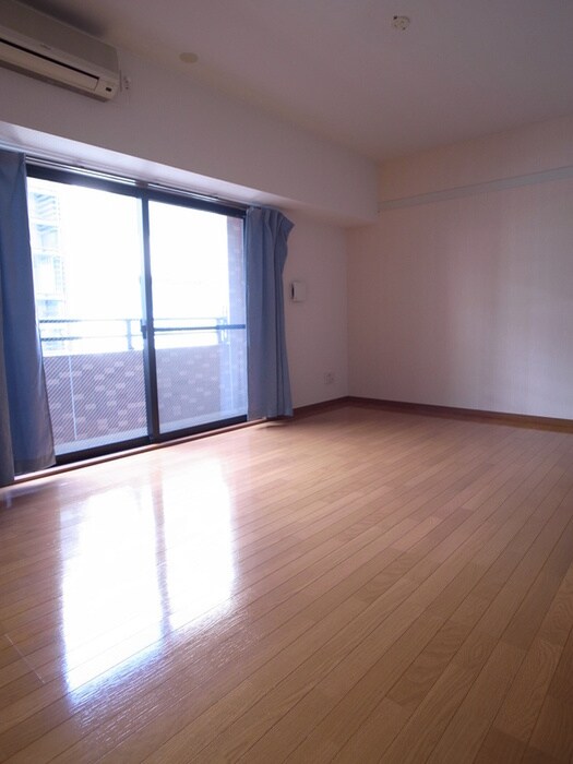 物件内観写真4　(居室)