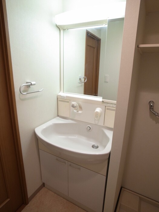 物件内観写真6　(洗面)