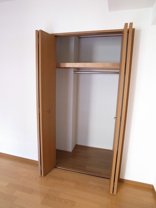 物件内観写真11　(収納)