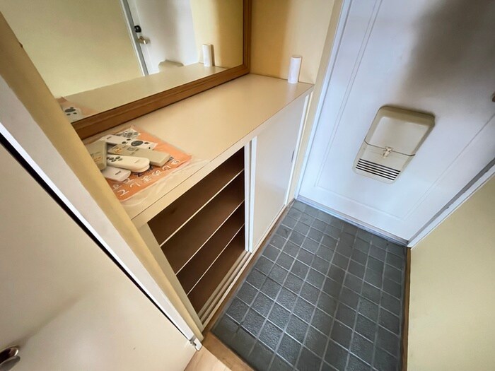 物件内観写真19　(靴箱)