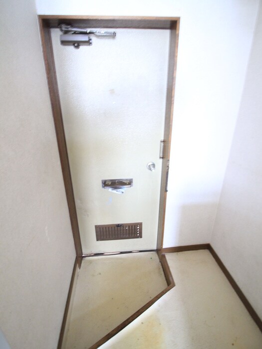 物件内観写真21　(玄関)